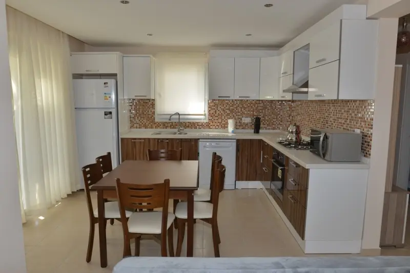 Fitted kitchen